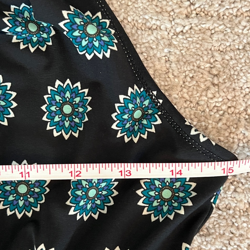 Max Studio Sleeveless Summer Dress - Picture 4 of 6